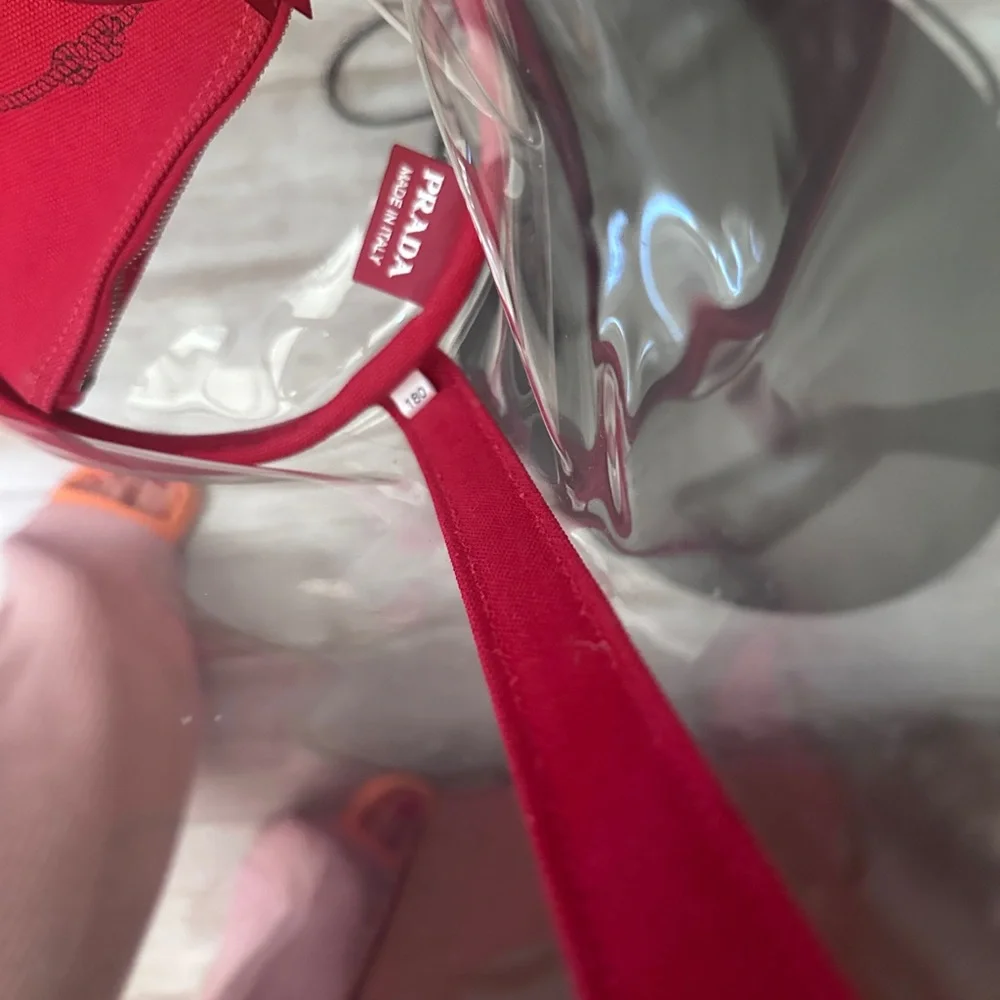 PRADA Clear Red Tote Pool Summer Bag with Pouch Authentic Used  Good   Condition - Picture 8 of 14